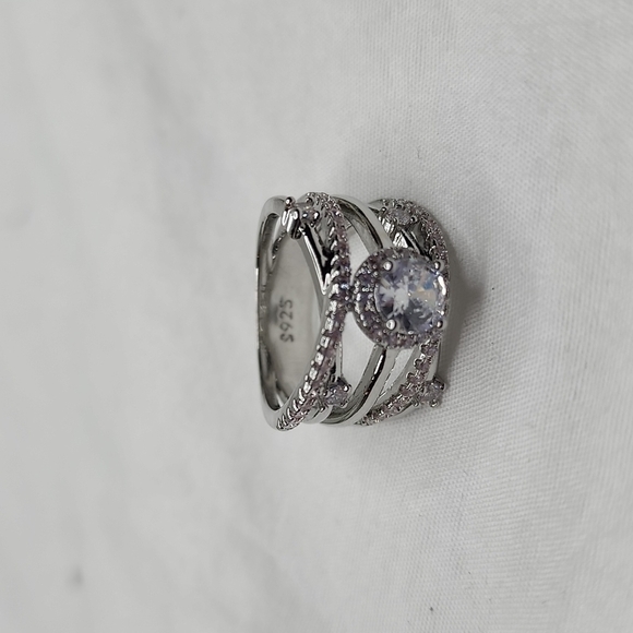 INFINITY DIAMOND RING🎄 - Picture 5 of 11